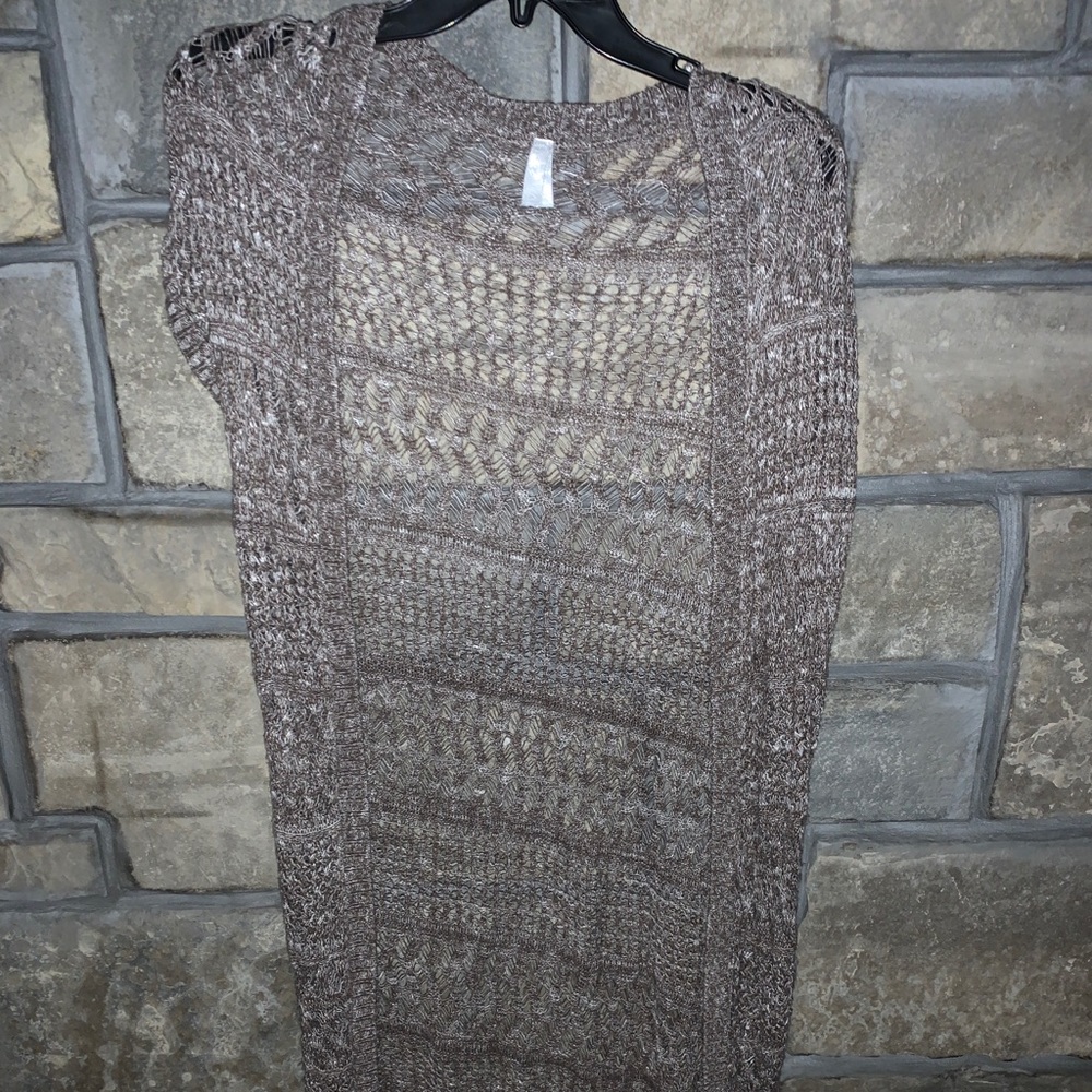 VANITY SHORT SLEEVE CARDIGAN